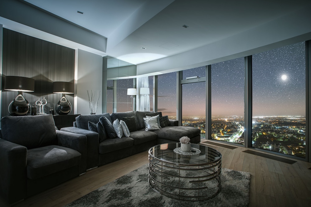 In The Sky - Sky Tower Apartments