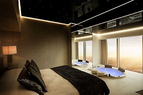 In The Sky - Sky Tower Apartments