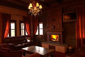 Kroupi Hotel