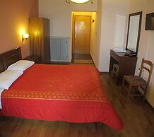 Kroupi Hotel