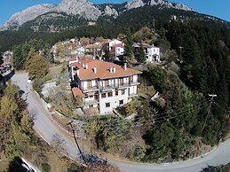 Kroupi Hotel