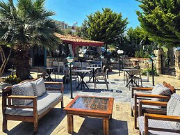 Karaburun Konak Hotel