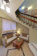 Anesis Hotel