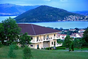 Enastron View Hotel