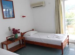 Yavuz Hotel