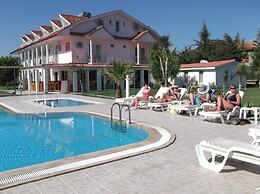 Yavuz Hotel
