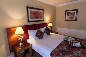 Hamlet Court Hotel