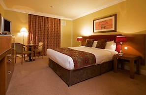 Hamlet Court Hotel