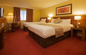 Hamlet Court Hotel