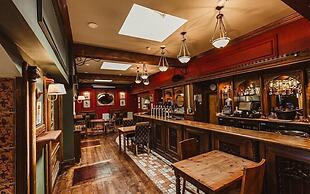 Hamlet Court Hotel