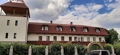 Stara Vezha Hotel