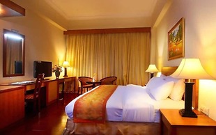Golden View Hotel