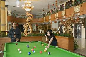 Golden View Hotel