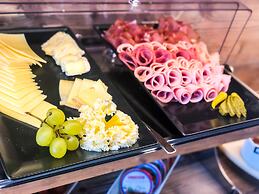 Collina Hotel Garni
