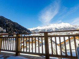 Collina Hotel Garni