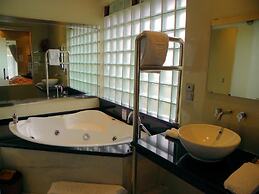 Hotel Sibayak International