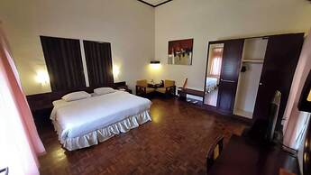 Hotel Sibayak International