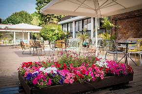 Eden Inn