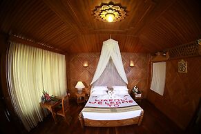 KMA Kaytumadi Hotel