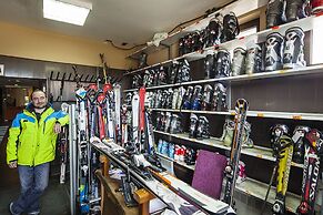 St. George Ski & Holiday