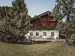 ASTER Boutique Hotel & Chalets