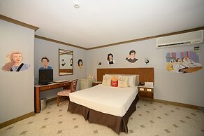 Golden Pine Hotel