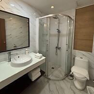 Queen Margarette Hotel - Main