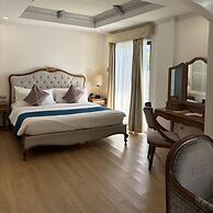 Queen Margarette Hotel - Main