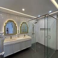 Queen Margarette Hotel - Main