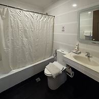 Queen Margarette Hotel - Main