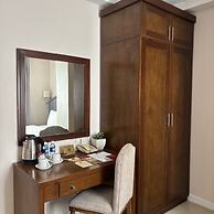 Queen Margarette Hotel - Main