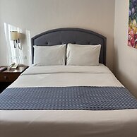 Queen Margarette Hotel - Main