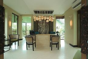 Acuatico Beach Resort