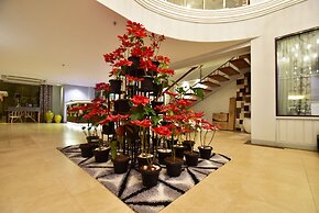 Almont City Hotel