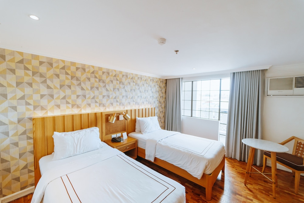 Sugarland Hotel