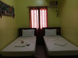 Luis Bay Travellers Lodge Coron