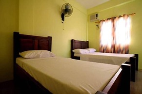 Luis Bay Travellers Lodge Coron