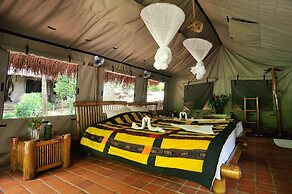Kamu Lodge