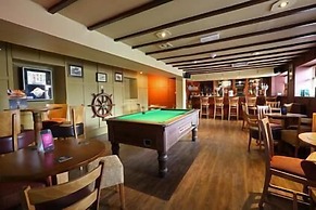 Newburgh Inn