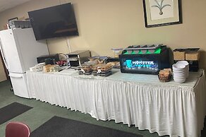 Airport Inn
