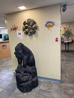 Airport Inn
