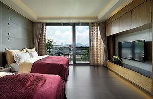 LakeView Homestay