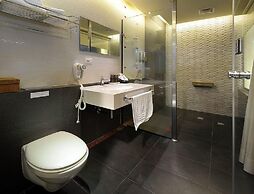 LakeView Homestay