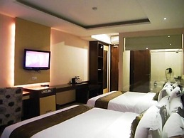 Scarlet Dago Hotel
