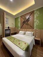 D'Bamboo Suites