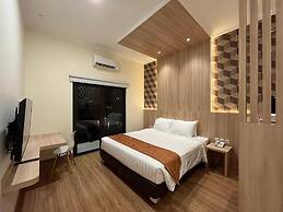 D'Bamboo Suites