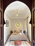 Riad of the Moon