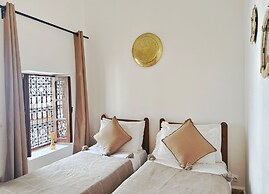 Riad of the Moon
