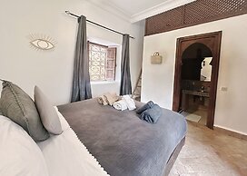 Riad of the Moon