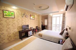 Remi hotel